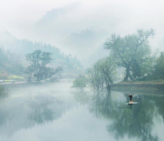 广东二八站82593奥门_烟雨缥缈江南情最新章节,广东二八站与烟雨缥缈的江南情，探索未知与追寻梦想的旅程